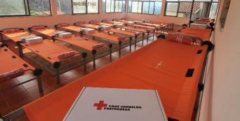 Cruz Vermelha cria unidade móvel para apoiar quem combate incêndios