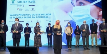 "Juntos à distância de um clique" dá mote à Academia Digital criada pela CVP do Estoril em plena Pandemia.
